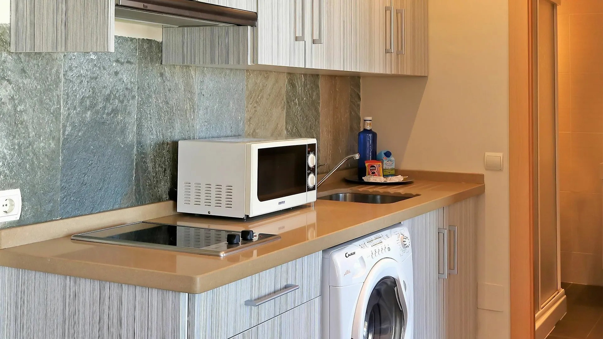 Apartamentos Malagueta Urban Beach Malaga